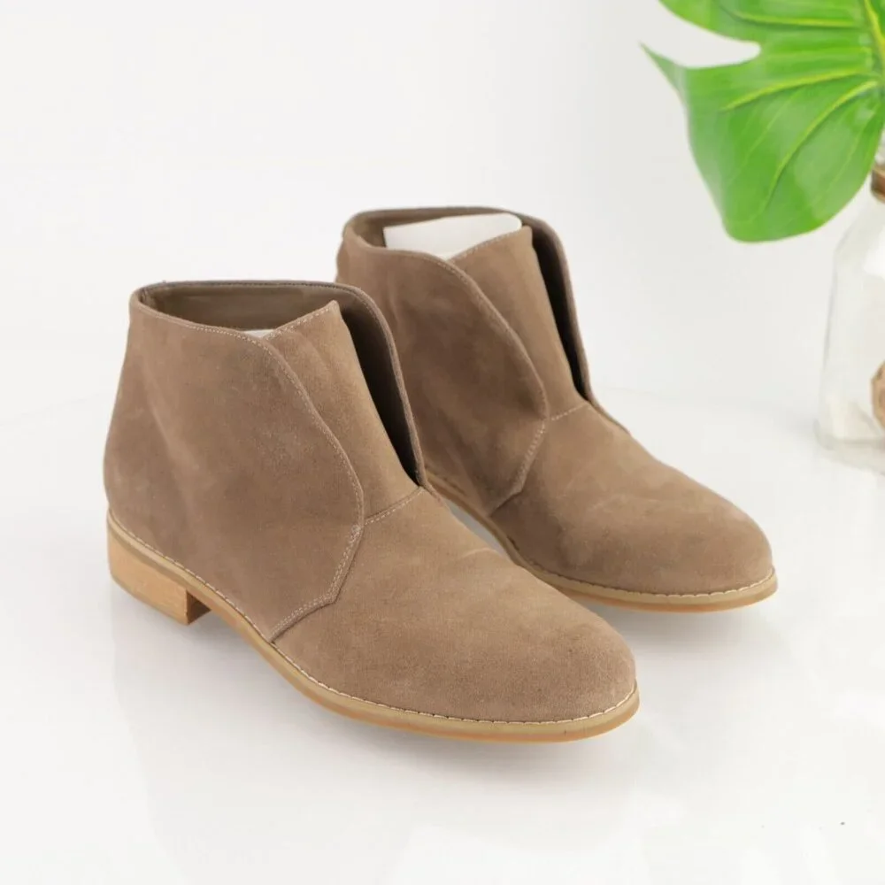 Blondo Womens Verona Boot Size 8.5 Waterproof Tan Suede Laceles Pull On Bootie - Picture 11 of 11
